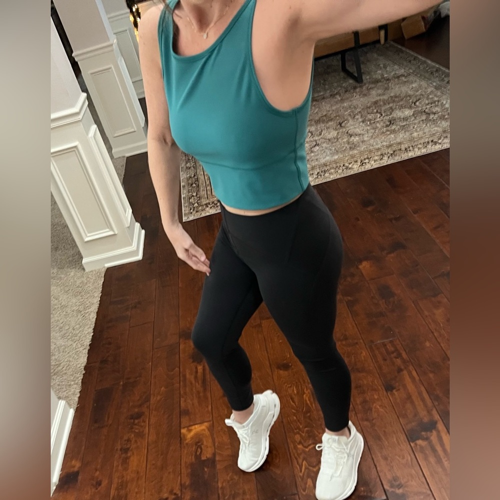 Lululemon Power Pivot Tank Everlux